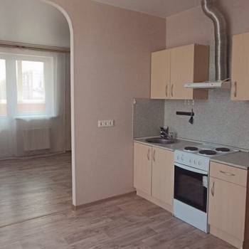 Сдается 1-комнатная квартира, 40 м²