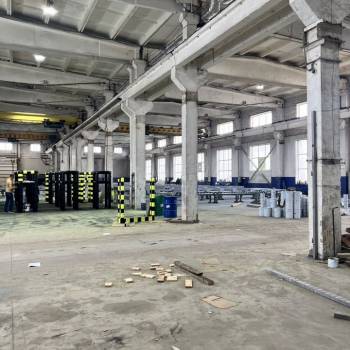Сдается Нежилое помещение, 2150 м²