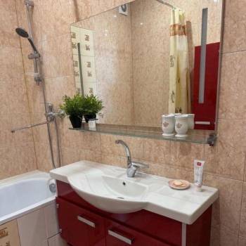 Продается 2-х комнатная квартира, 80 м²
