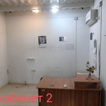 Сдается Нежилое помещение, 300 м²
