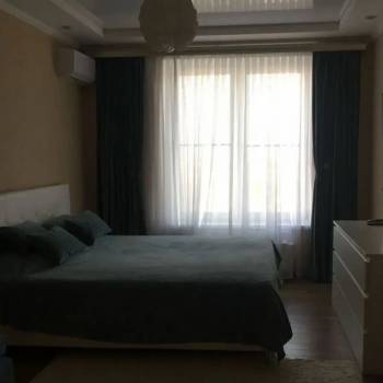 Сдается 1-комнатная квартира, 47 м²