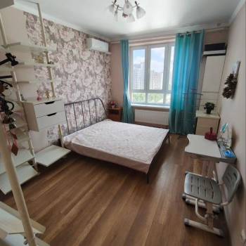 Сдается 1-комнатная квартира, 45 м²