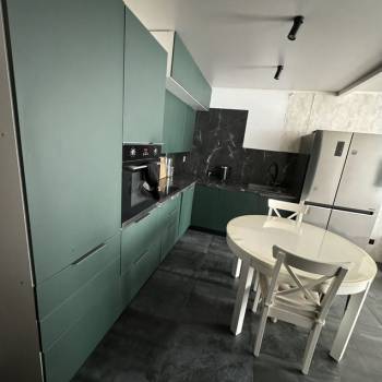 Продается 1-комнатная квартира, 37 м²