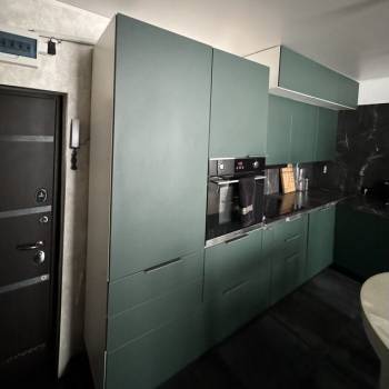 Продается 1-комнатная квартира, 37 м²