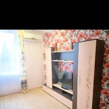 Сдается 1-комнатная квартира, 35 м²