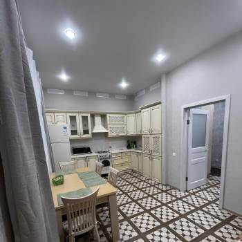 Сдается 2-х комнатная квартира, 64 м²