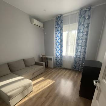 Сдается 2-х комнатная квартира, 64 м²
