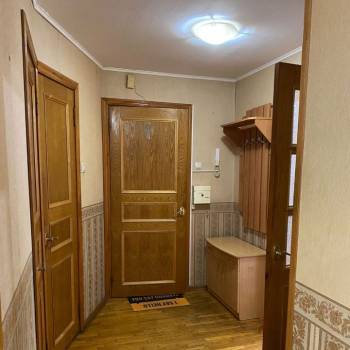 Сдается 1-комнатная квартира, 52 м²