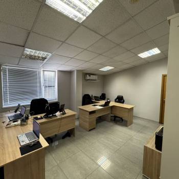 Продается Офис, 353,4 м²