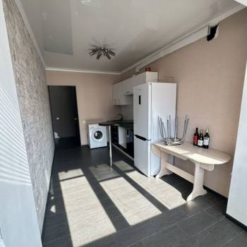 Продается 1-комнатная квартира, 42,3 м²
