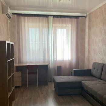 Продается 1-комнатная квартира, 41,3 м²