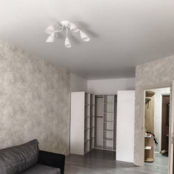 Сдается 1-комнатная квартира, 42 м²