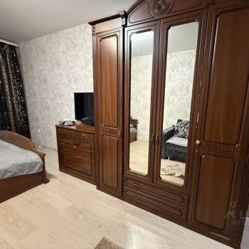 Сдается 1-комнатная квартира, 48 м²