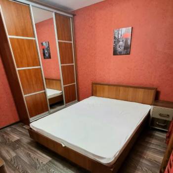 Сдается 2-х комнатная квартира, 65 м²
