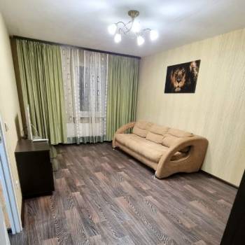 Сдается 2-х комнатная квартира, 65 м²