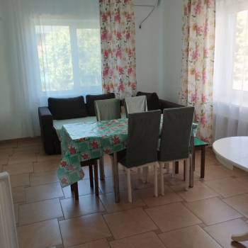Сдается Дом, 180 м²