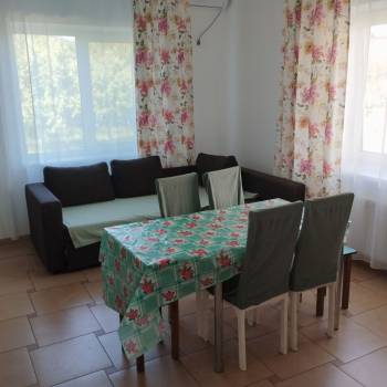 Сдается Дом, 180 м²