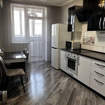 Сдается 1-комнатная квартира, 40 м²