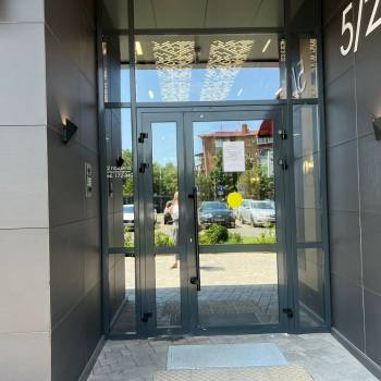 Продается 1-комнатная квартира, 37,8 м²