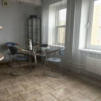 Продается Многокомнатная квартира, 78,3 м²
