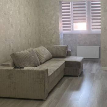 Продается 1-комнатная квартира, 33,76 м²