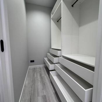 Продается 1-комнатная квартира, 40 м²