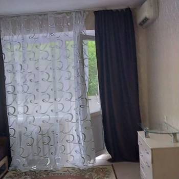 Продается 1-комнатная квартира, 38 м²