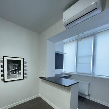 Продается 1-комнатная квартира, 28,4 м²