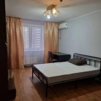 Сдается 1-комнатная квартира, 46 м²