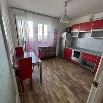 Сдается 1-комнатная квартира, 48 м²