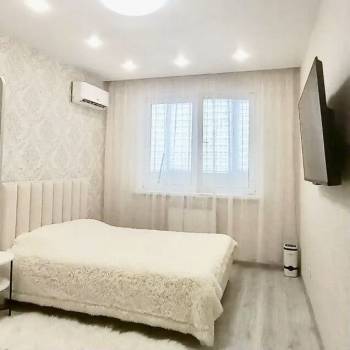 Продается 1-комнатная квартира, 39 м²
