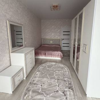 Сдается 2-х комнатная квартира, 70 м²