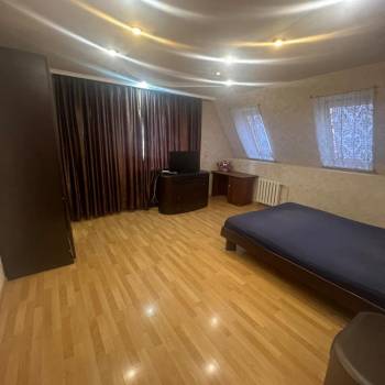 Сдается 2-х комнатная квартира, 72 м²