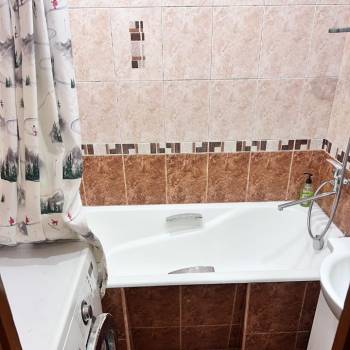 Продается 3-х комнатная квартира, 63 м²