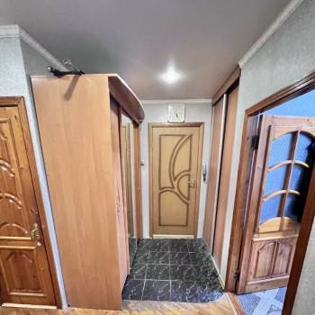 Продается 3-х комнатная квартира, 63 м²