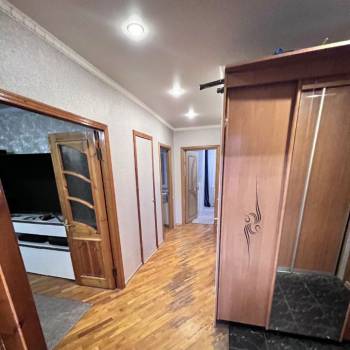 Продается 3-х комнатная квартира, 63 м²