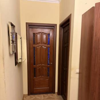 Сдается 2-х комнатная квартира, 79 м²