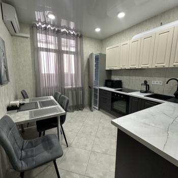 Сдается 1-комнатная квартира, 38 м²