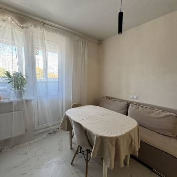 Сдается 1-комнатная квартира, 38 м²