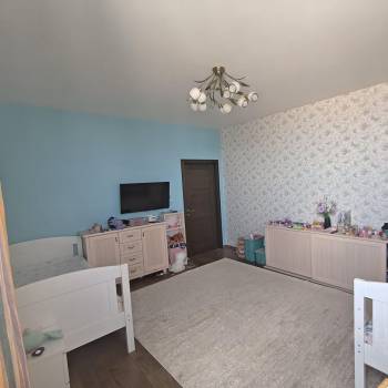 Сдается Многокомнатная квартира, 106,9 м²