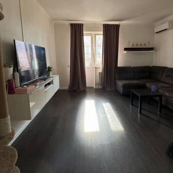 Продается 2-х комнатная квартира, 69 м²