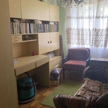 Продается Многокомнатная квартира, 60 м²