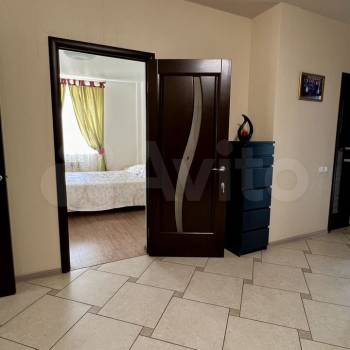 Сдается Многокомнатная квартира, 100 м²