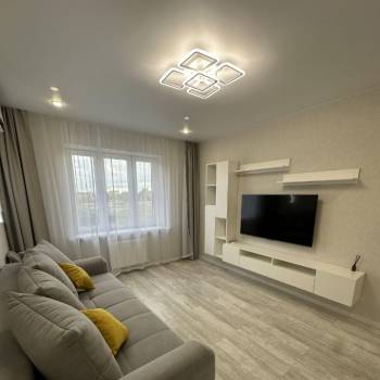Сдается 1-комнатная квартира, 42 м²