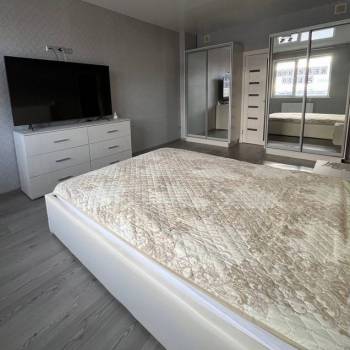 Продается 2-х комнатная квартира, 65,4 м²