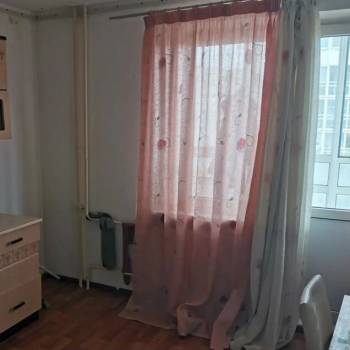 Продается 1-комнатная квартира, 40 м²
