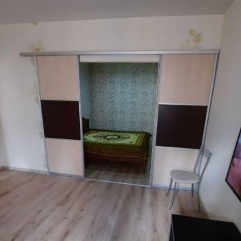 Продается 1-комнатная квартира, 43 м²