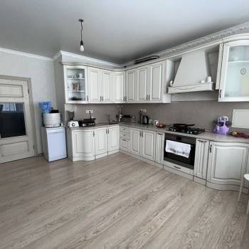 Продается 2-х комнатная квартира, 71 м²