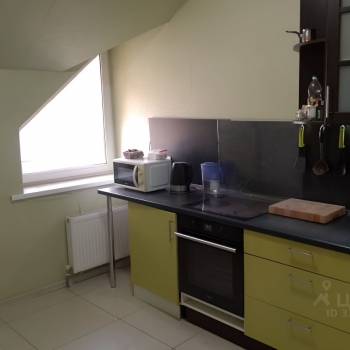 Сдается 1-комнатная квартира, 38 м²