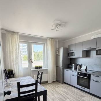 Сдается 2-х комнатная квартира, 56,5 м²
